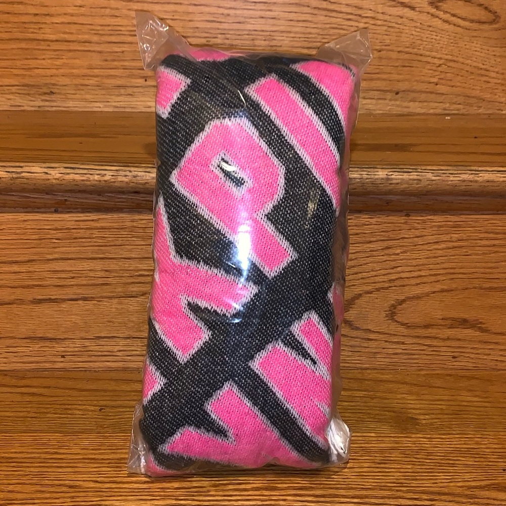 New Vs Pink Oversized Scarf
